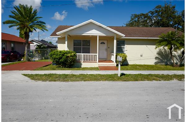 3 Bedroom Single Family House 408 NW 12Th St In Florida City, FL ...