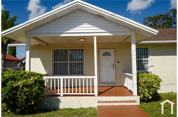 3 Bedroom Single Family House 408 NW 12Th St In Florida City, FL ...