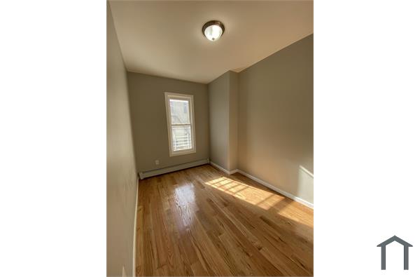 3 Bedroom Apartment 808 Freeman St in Bronx, NY | AffordableHousing.com