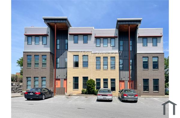 3 Bedroom Apartment 1225 4Th Ave S in Nashville, TN 37210 ...