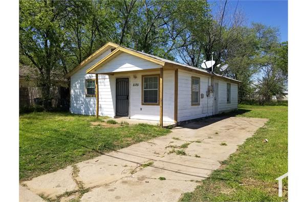 3 Bedroom Single Family House 5125 Chapman St in Fort Worth, TX |  