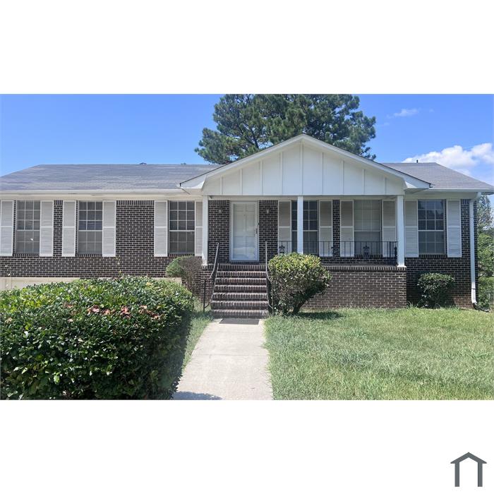 8 Royal Coach Cir