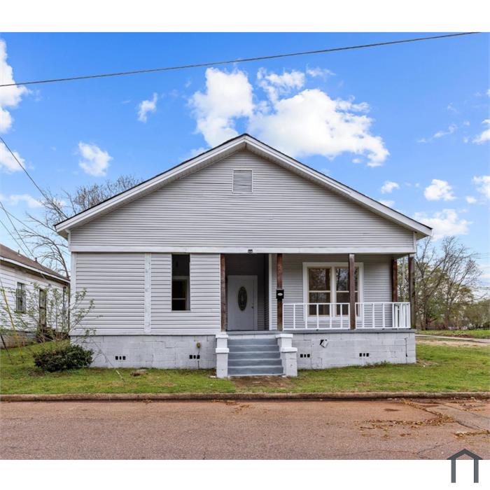 309 Iota Ave S