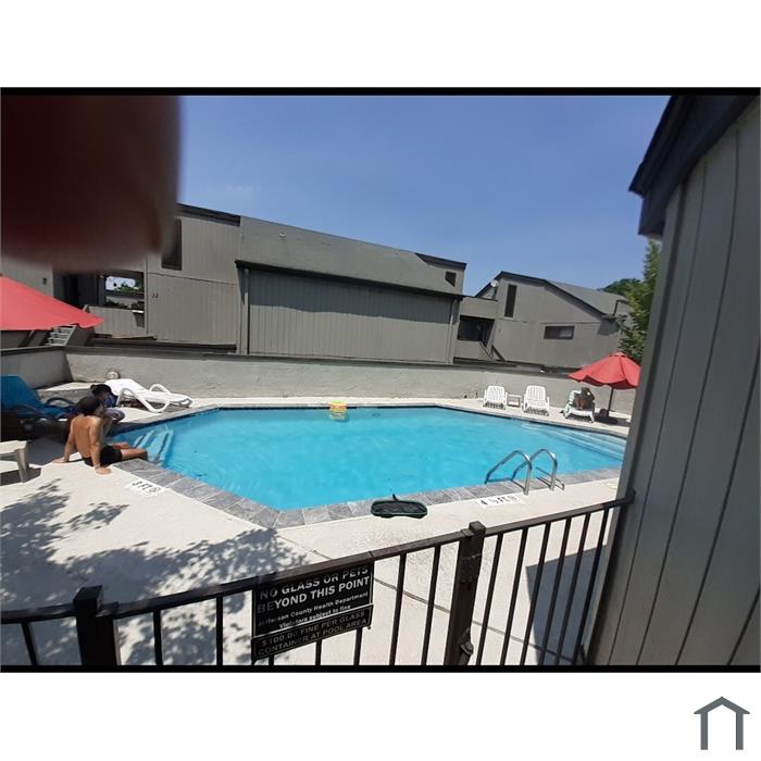 3350 Altamont Rd