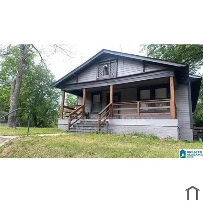 775 81st Pl S