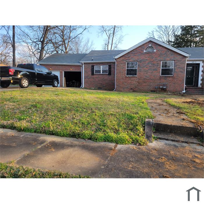 1885 Saint Charles SW Ct