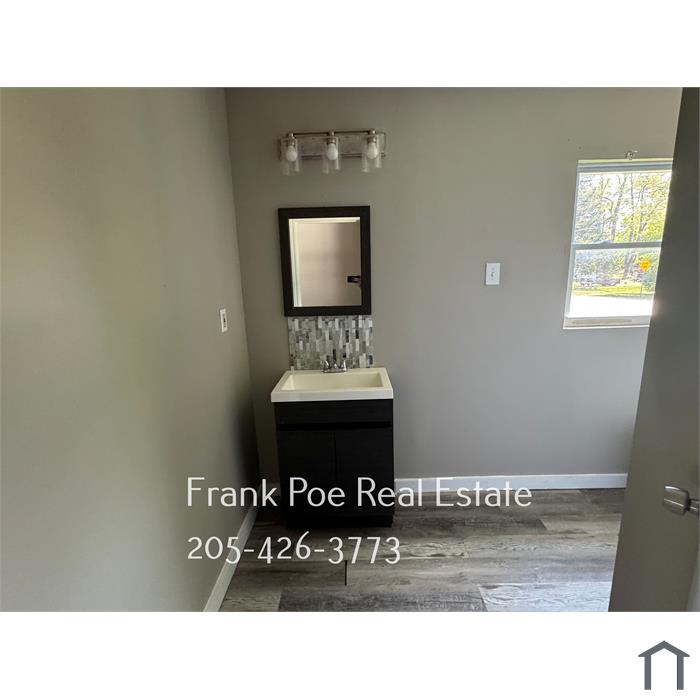 1644 Dennison Ave SW