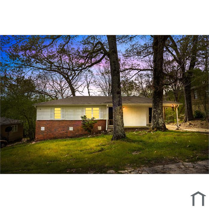 1360 5th Pl NW