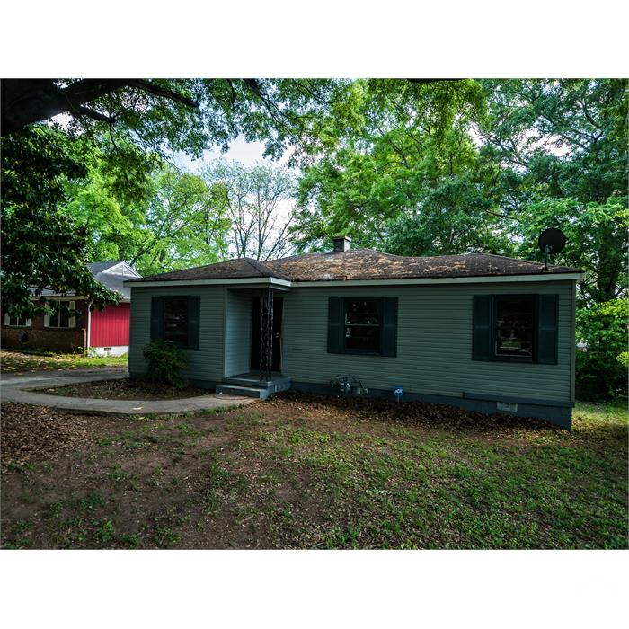 1325 Meadow Ln