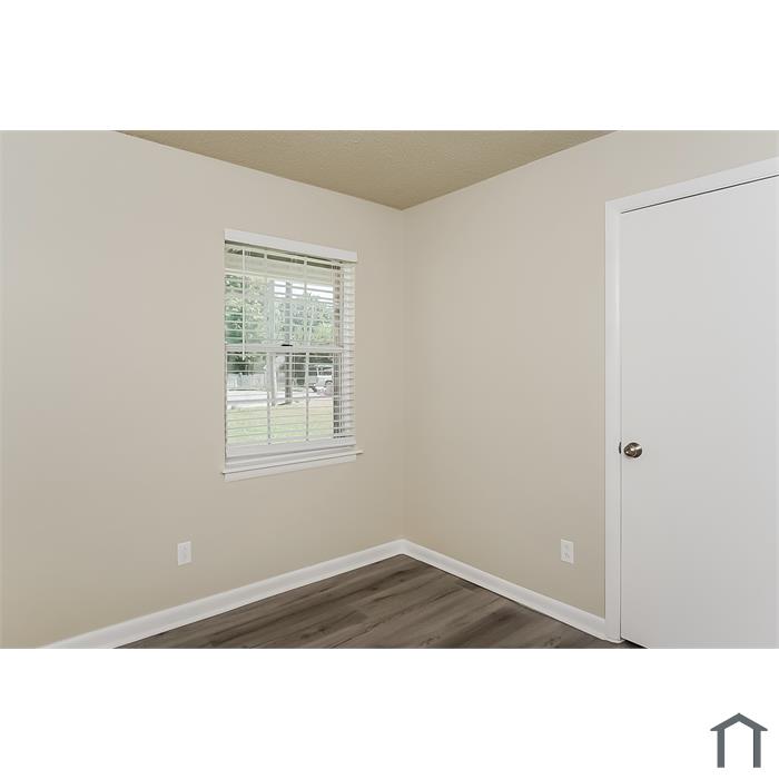 2504 Hermosa Cir SW