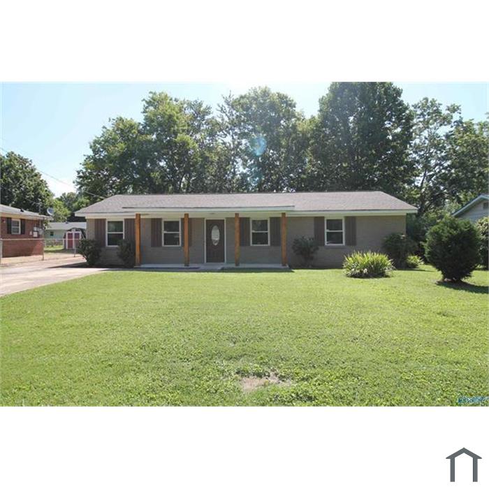 2408 Yorkshire Dr SW