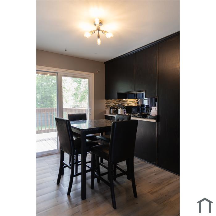 4023 Telstar Cir SW