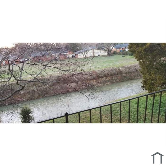 2215 Mastin Lake Rd NW