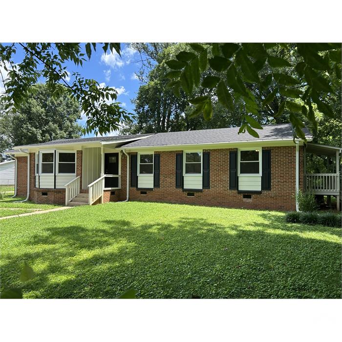304 N Plymouth Rd NW