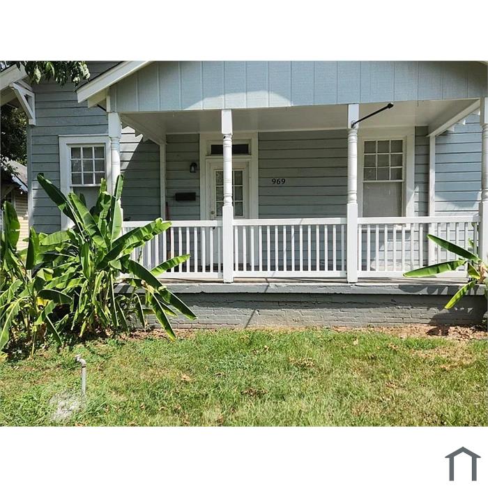 969 S Lawrence St