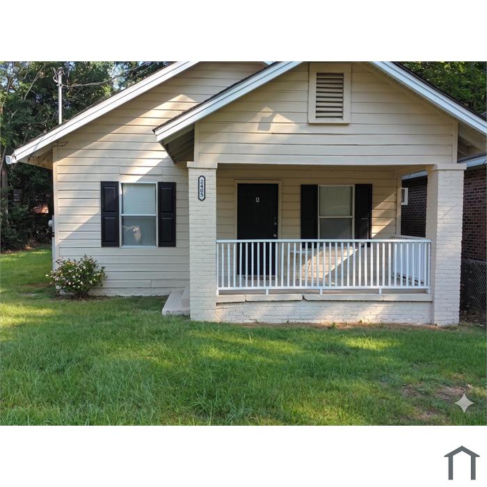 2405 Palmetto St