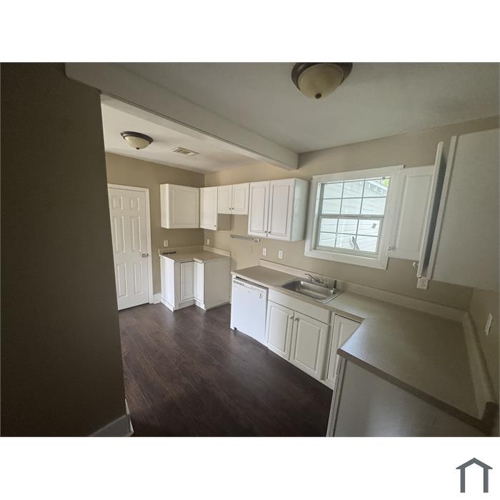 526 Elm St