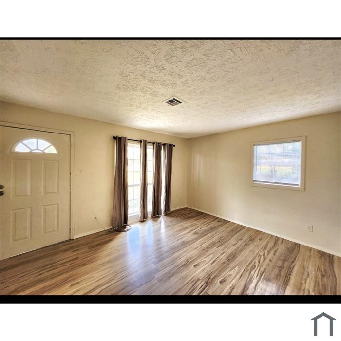 1616 Yarbrough St