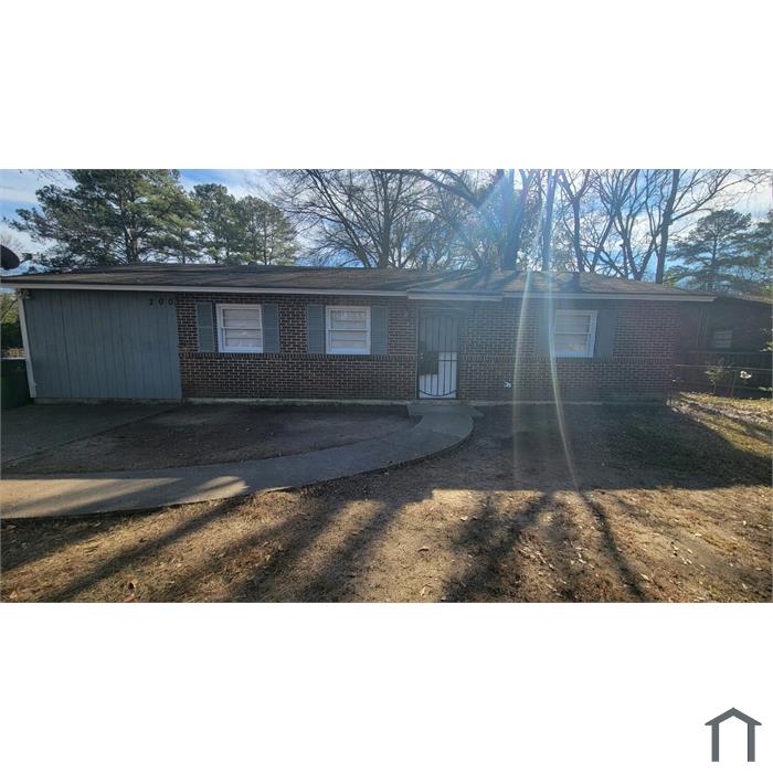 200 Shelly Ln