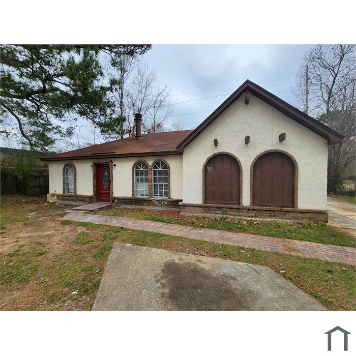 6105 Jennifer Ln