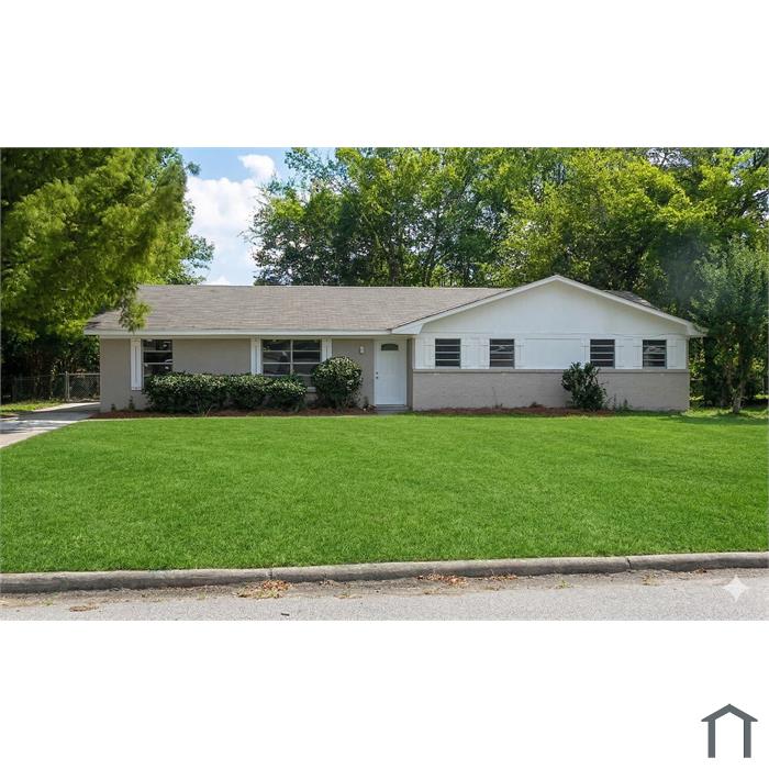 2724 Endicott Dr