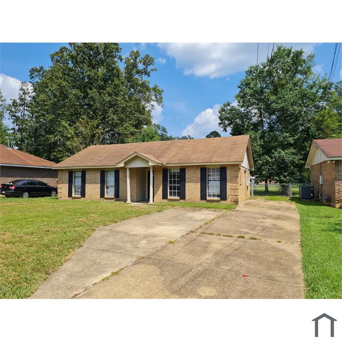 3024 Cross Creek Dr