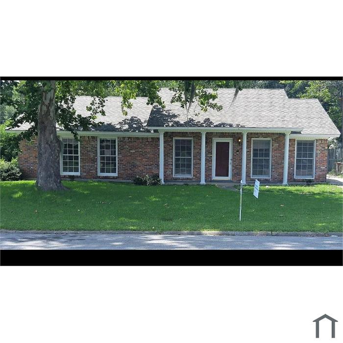 636 Mayflower Dr