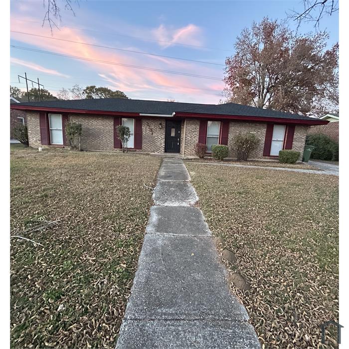 3737 Hunting Creek Rd