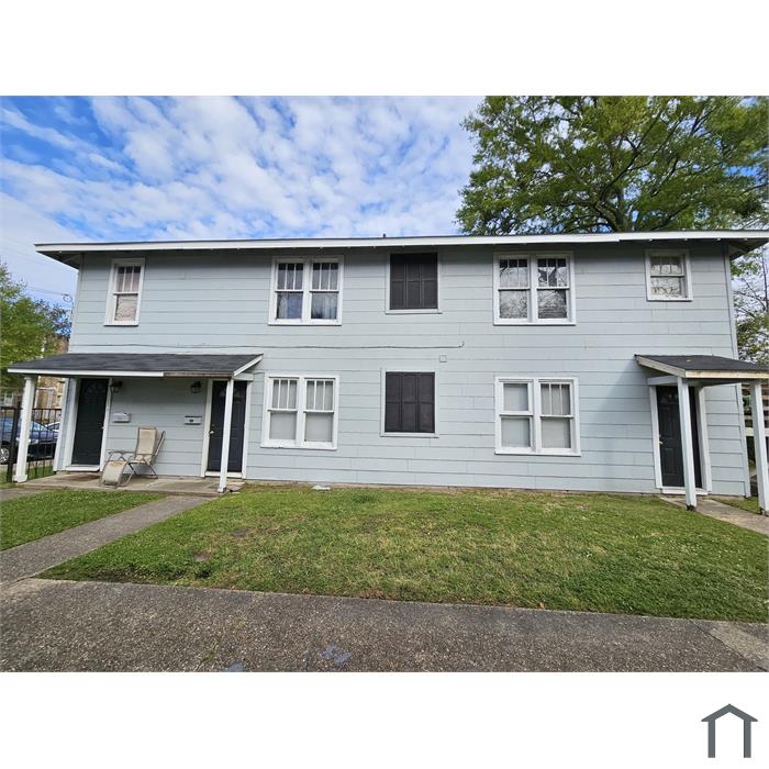 157 Everett St