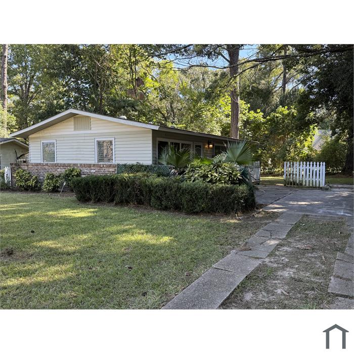 3 Bedroom Single Family House 2353 S Buena Dr in Mobile, AL