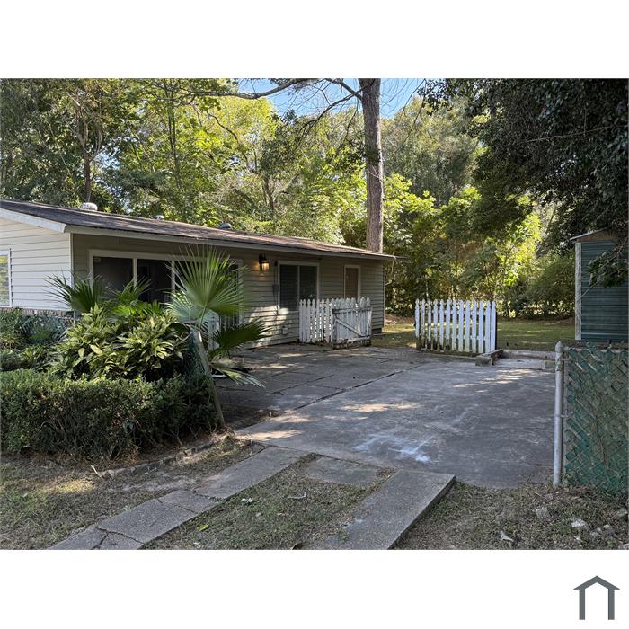 3 Bedroom Single Family House 2353 S Buena Dr in Mobile, AL