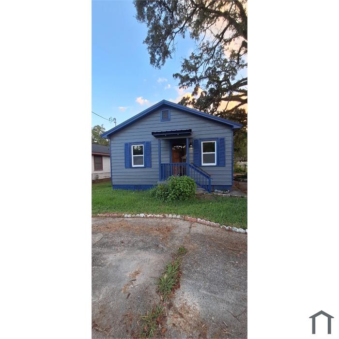1605 Van Dorn St