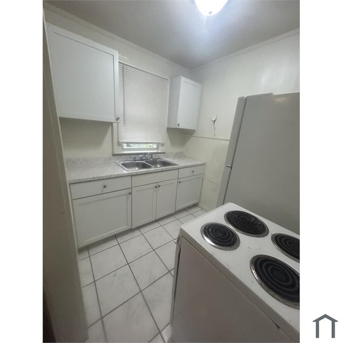 559 Seminole St