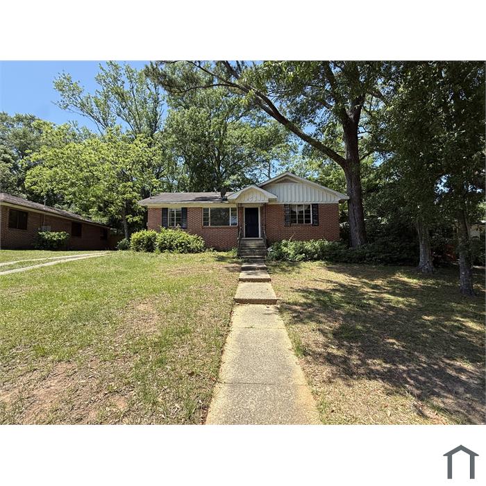 700 Lilac Ave