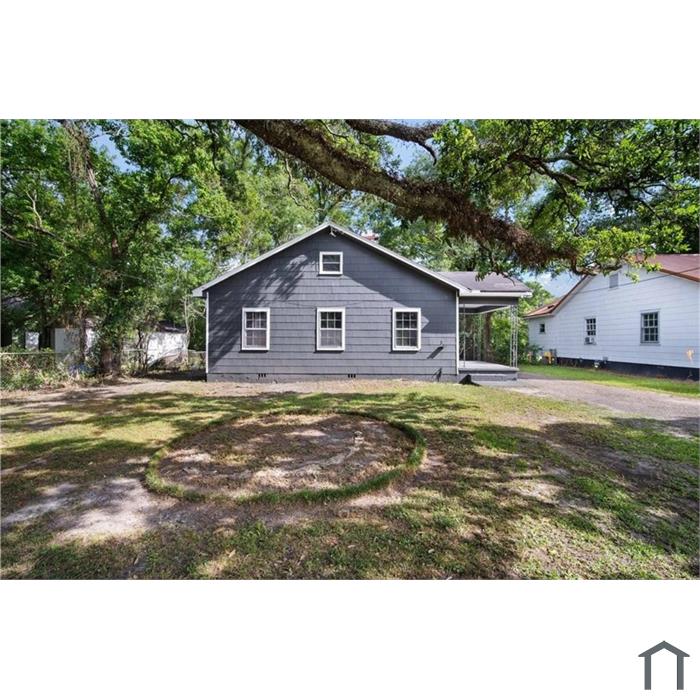 2068 Victory Ct