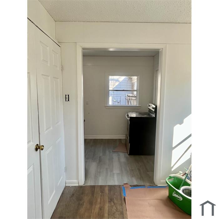 1110 McRae Ave