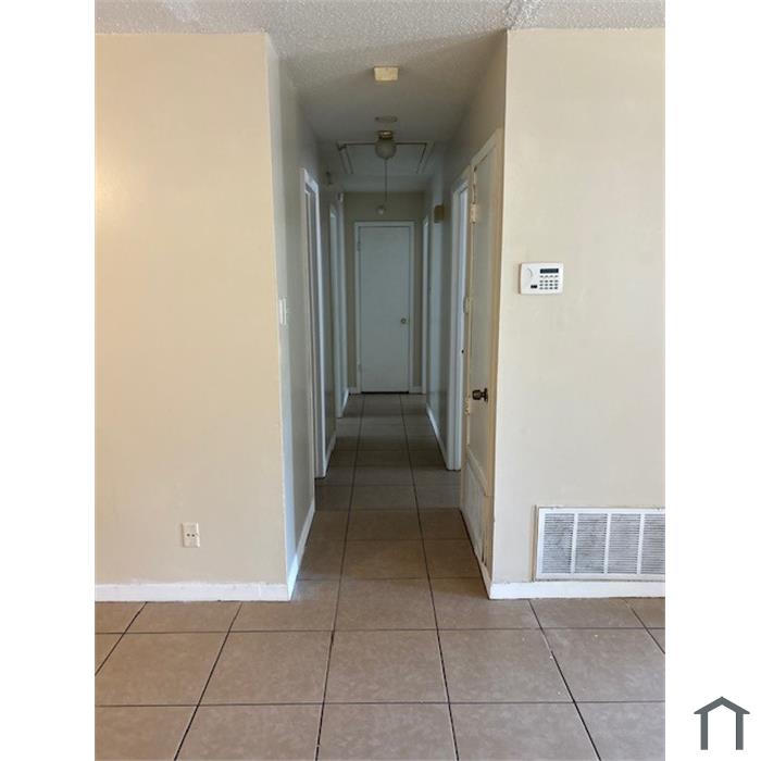 1060 Middle Ring Rd