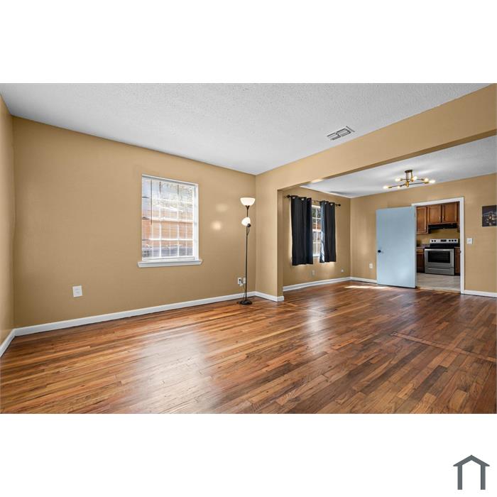 213 Book Ave
