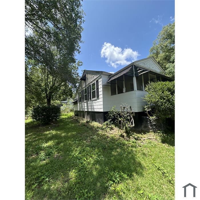 11 Ryan St