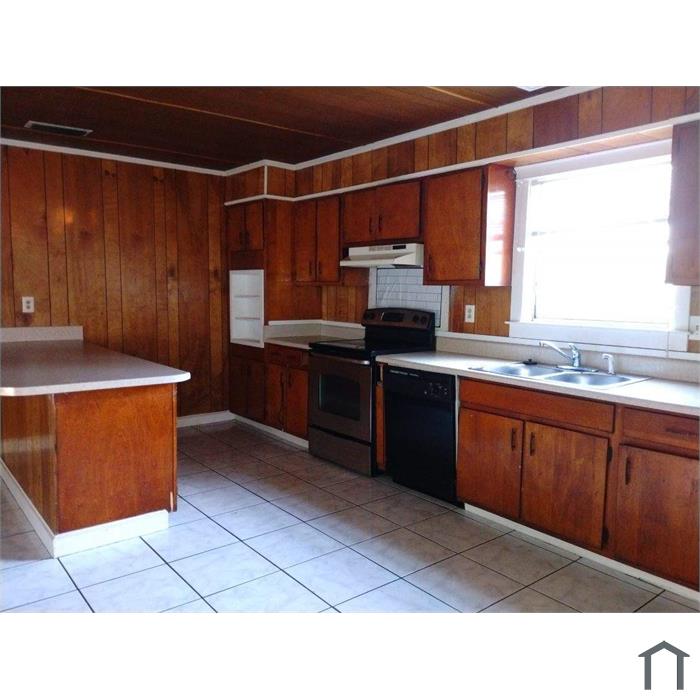 6100 Howells Ferry Rd