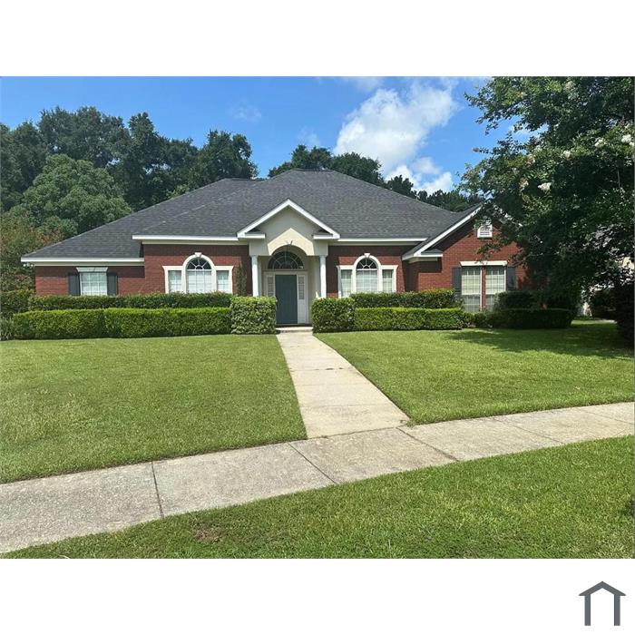 1836 Augusta Dr W