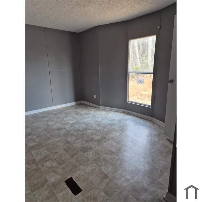 280 Lee Road 446