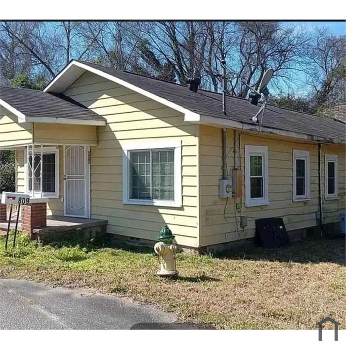 809 13th Ct