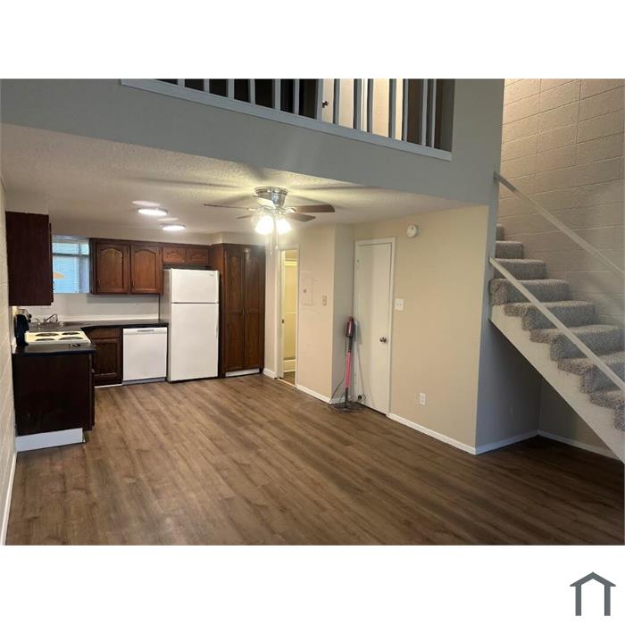 111 Leonard St