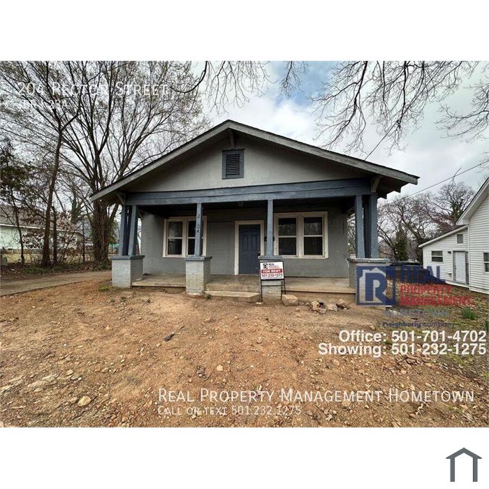 Quaint House Off Of Rector St!!