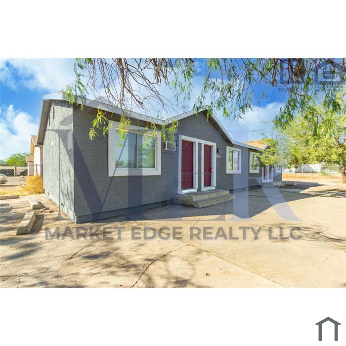 1702 W Yuma St