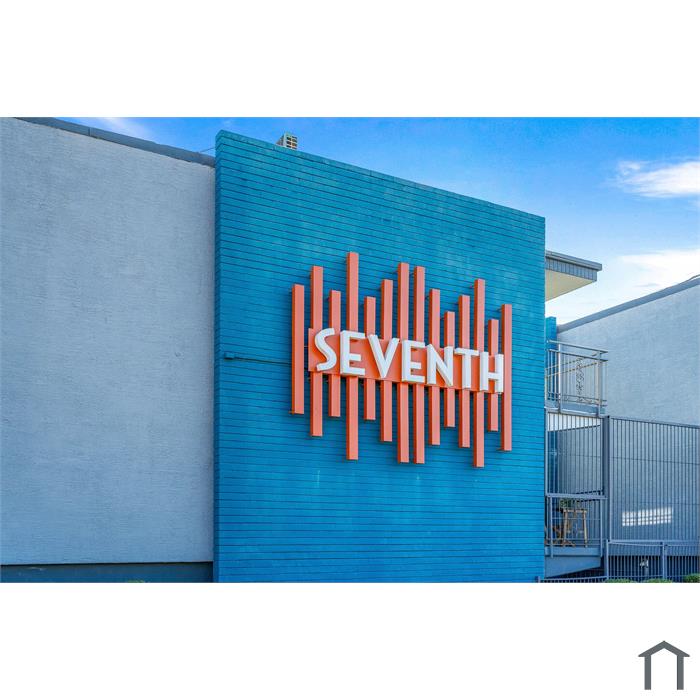 Seventh Apartments 