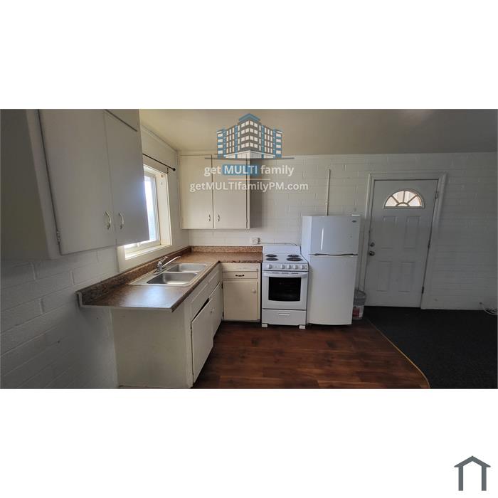 1739 E Cheery Lynn Rd