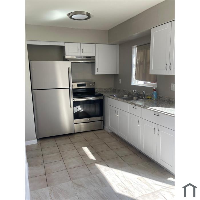 3605 W Bethany Home Rd