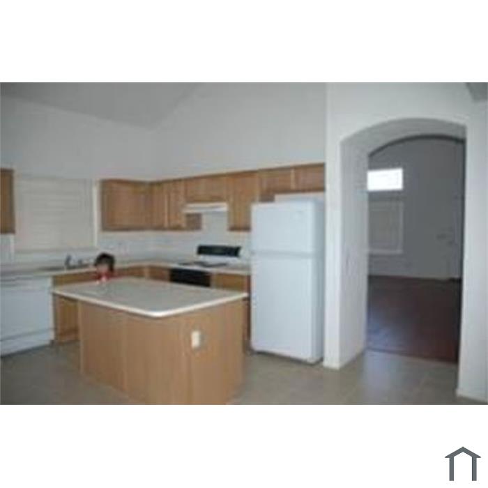 2006 W Nancy Ln